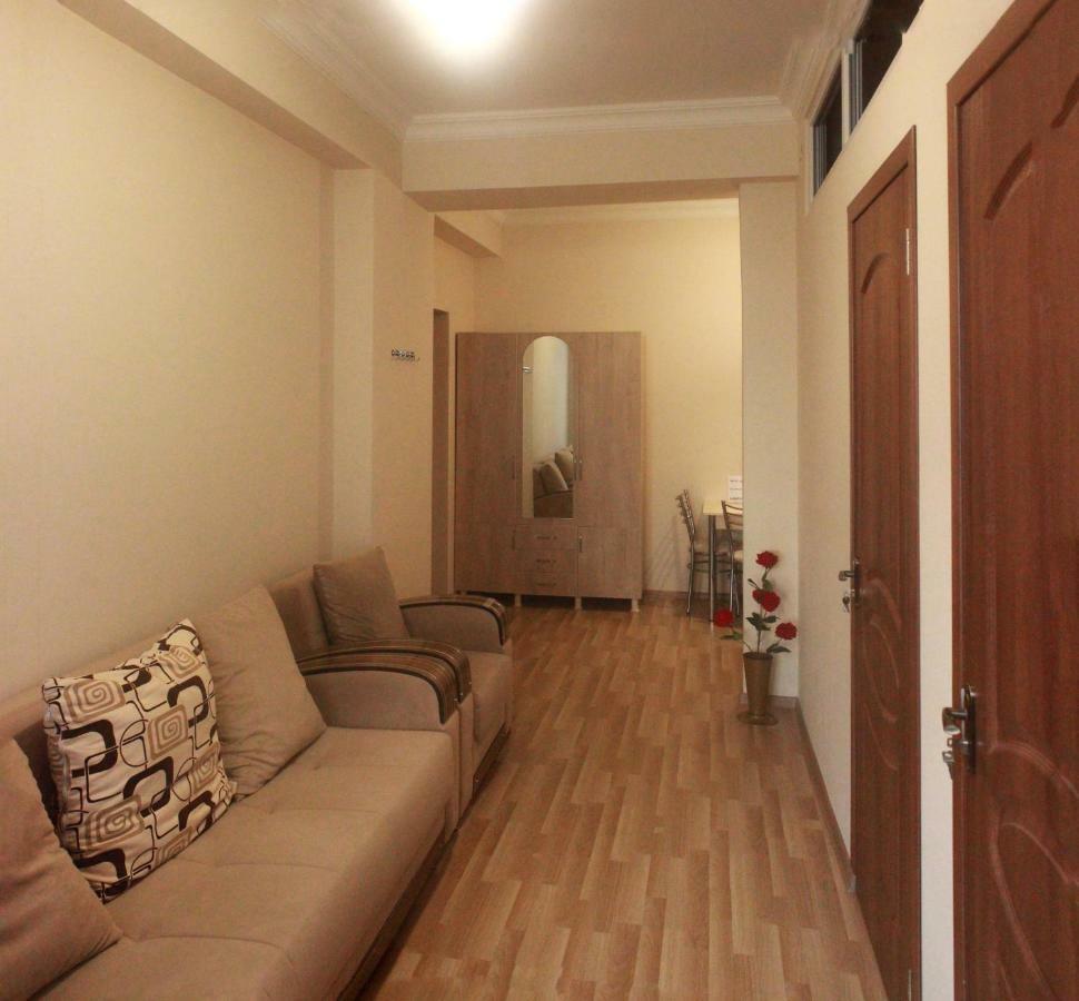 Hotel Tao Batumi Exterior photo